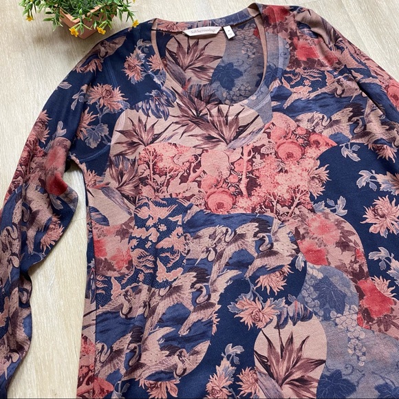 Soft Surroundings Millie Crane Bird Floral Tunic Top - Picture 5 of 11